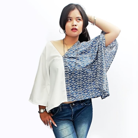 0120/ Blue White Cropped Kaftan Batik Pattern, Cotton Caftan Top,Women's Top - Picture 1 of 11